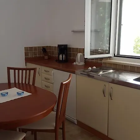 Ilicic Apartamento Supetar