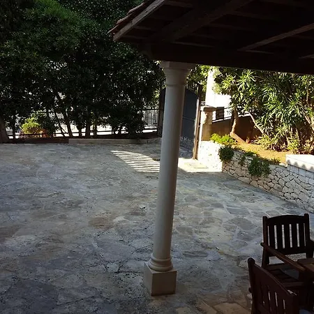 Apartment Ilicic Supetar